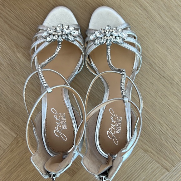 Jewel by Badgley Mischka Hazel II silmet silver sandal - Picture 5 of 6